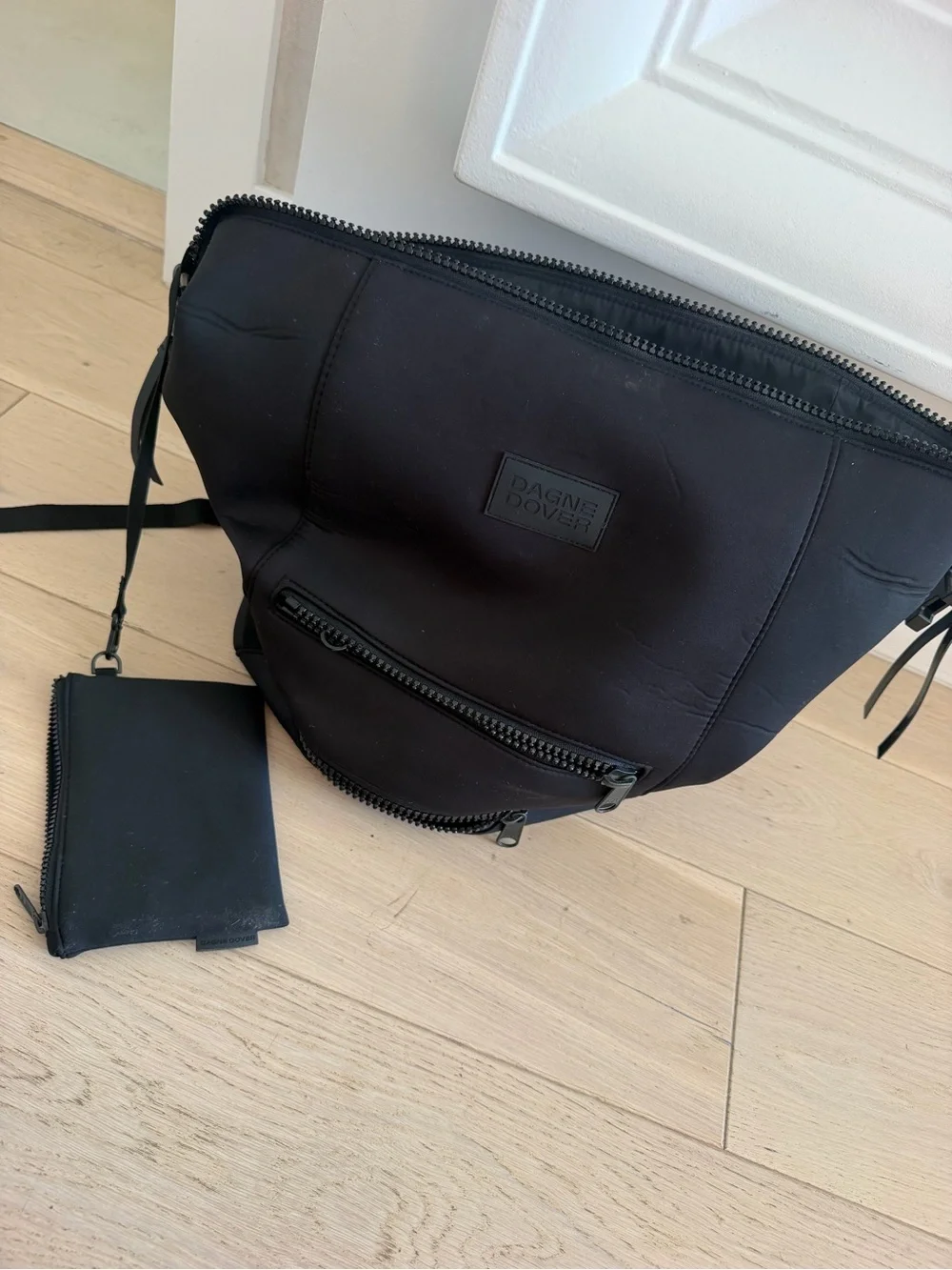 Dagne Dover minimalist roll